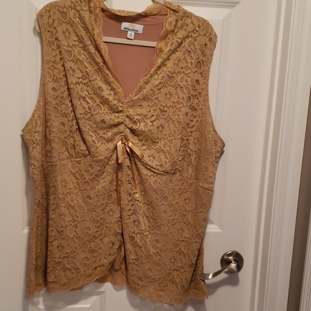 Gold lace shapet tank w/ribbon & rouching …